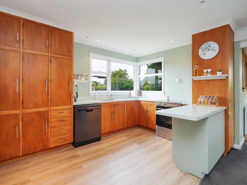 22 Cruickshank Crescent, Rosedale, Invercargill - Carousel 2