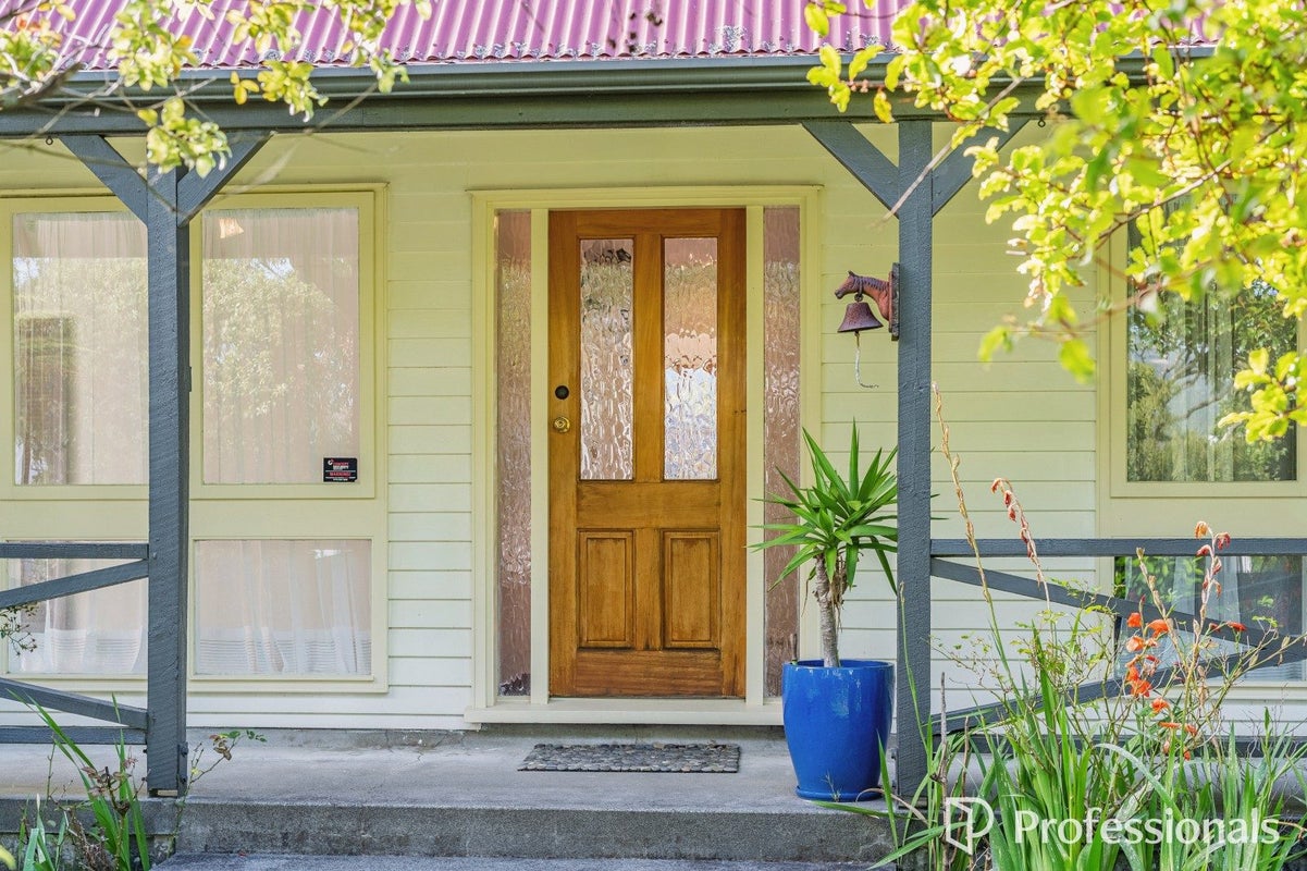 3 McEnroe Grove, Naenae, Lower Hutt - Carousel 2
