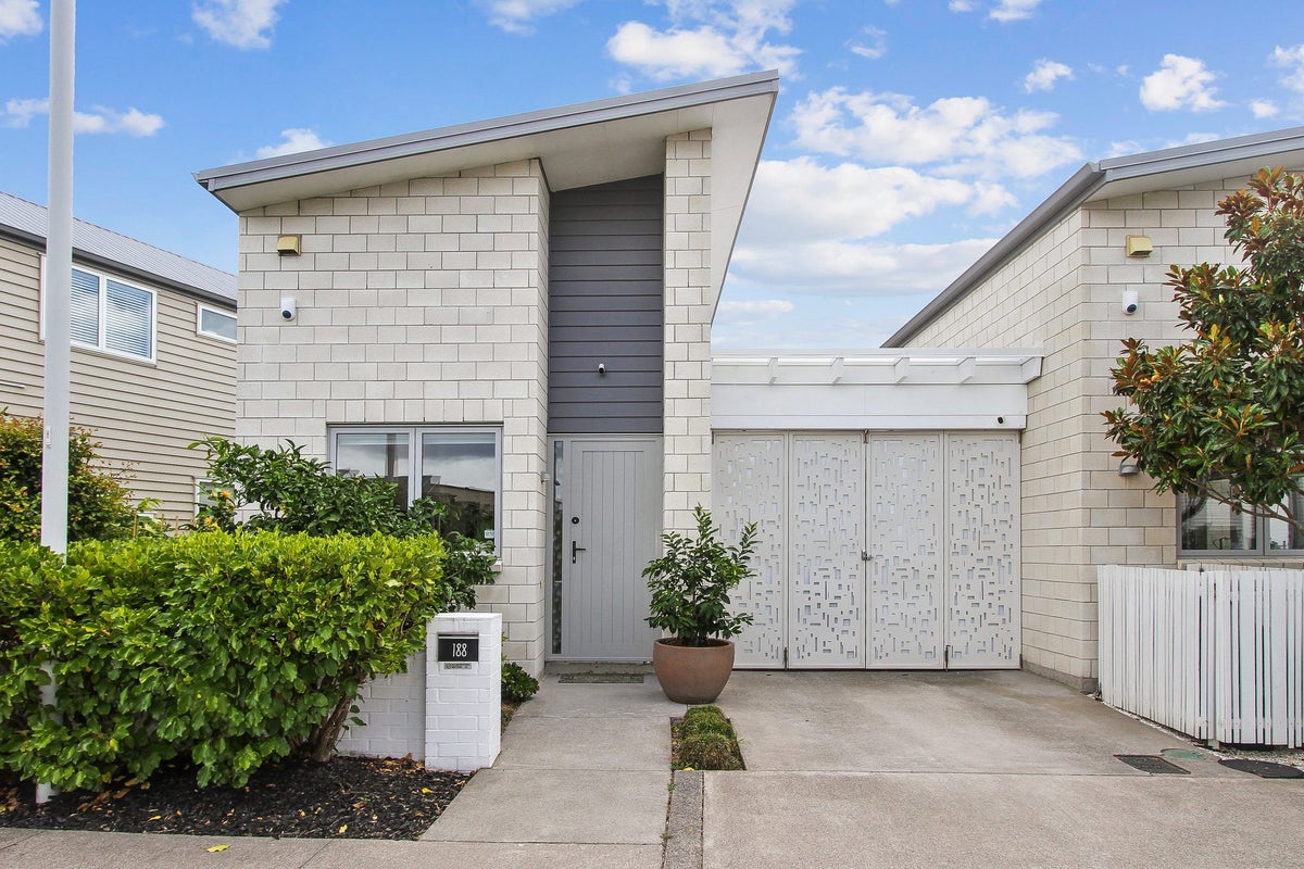 188 Clark Road, Hobsonville, Auckland - Carousel 1