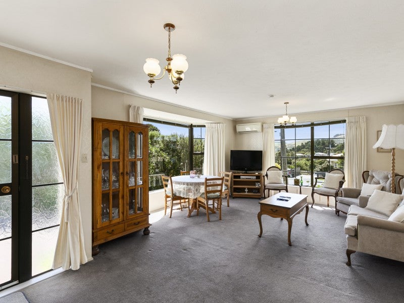 41 Bracken Road, Paparangi, Wellington - Carousel 2