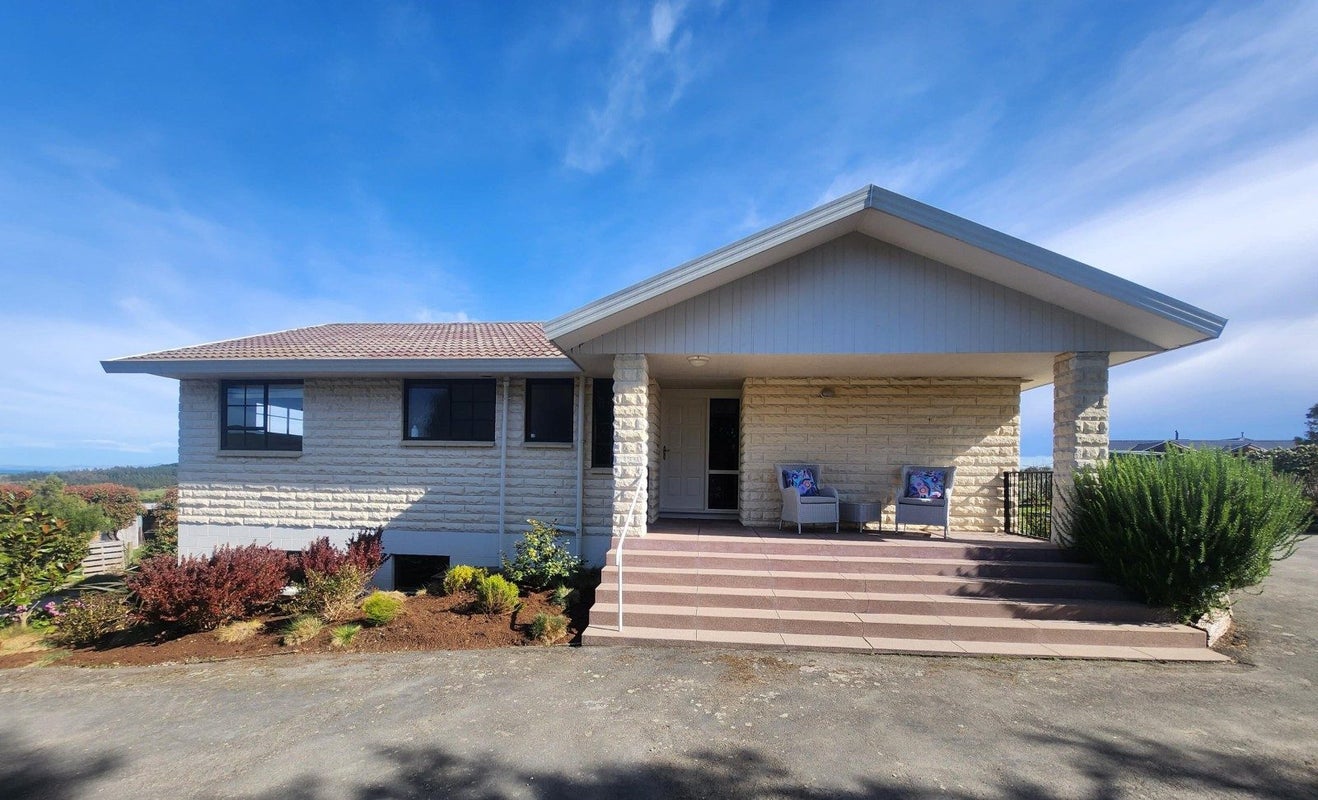 30 Jessop Street, South Hill, Oamaru - Carousel 1