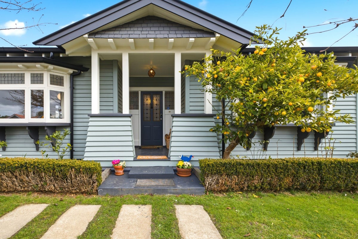 47 Mayfield Avenue, Mairehau, Christchurch - Carousel 1