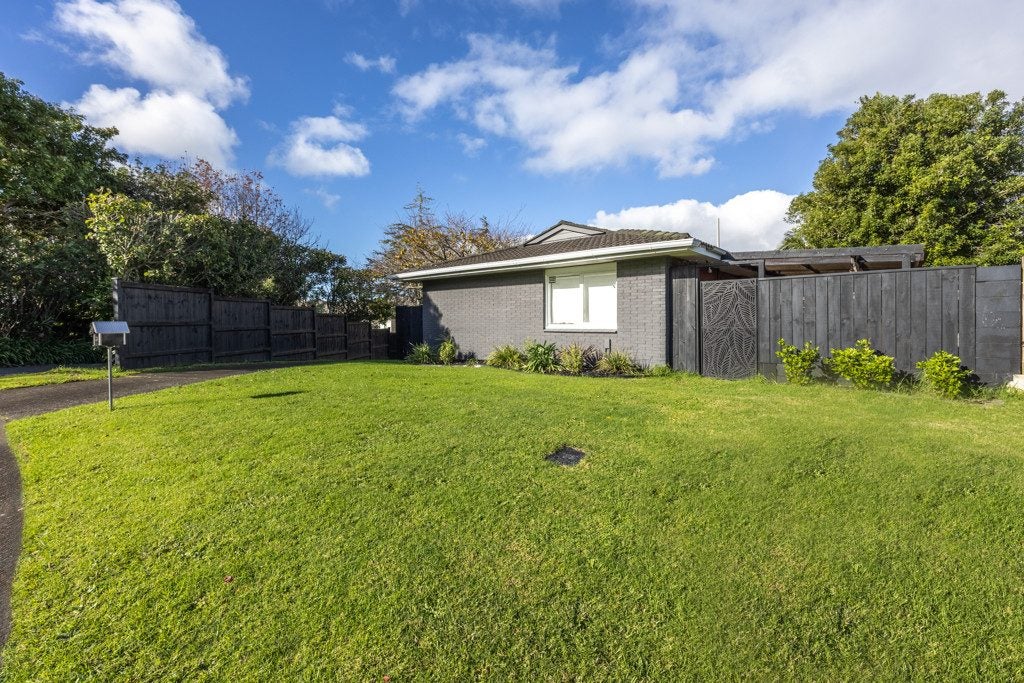 33 Culver Terrace, Howick, Auckland - Carousel 2