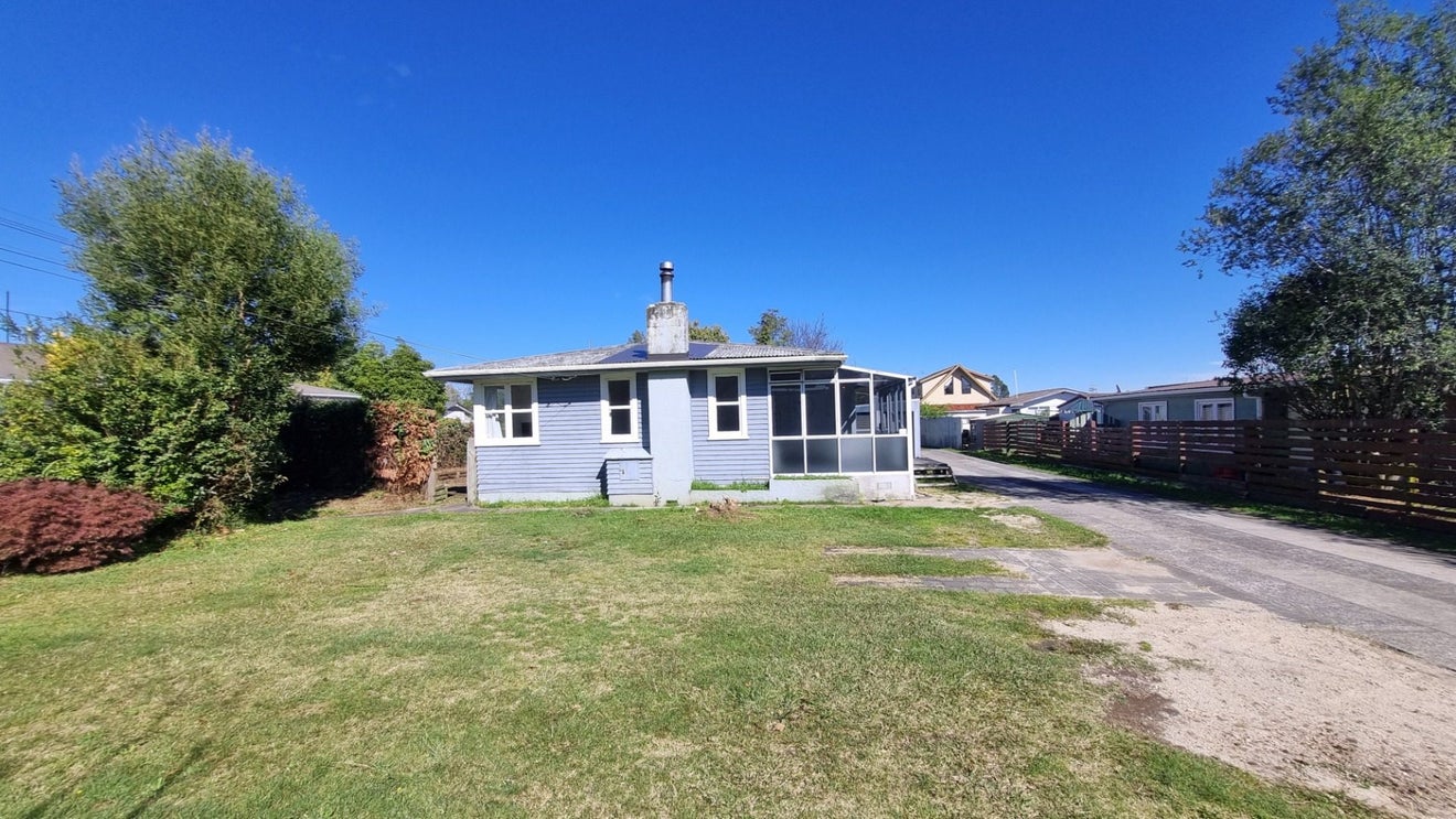 48 Robinson Avenue, Holdens Bay, Rotorua - Carousel 2
