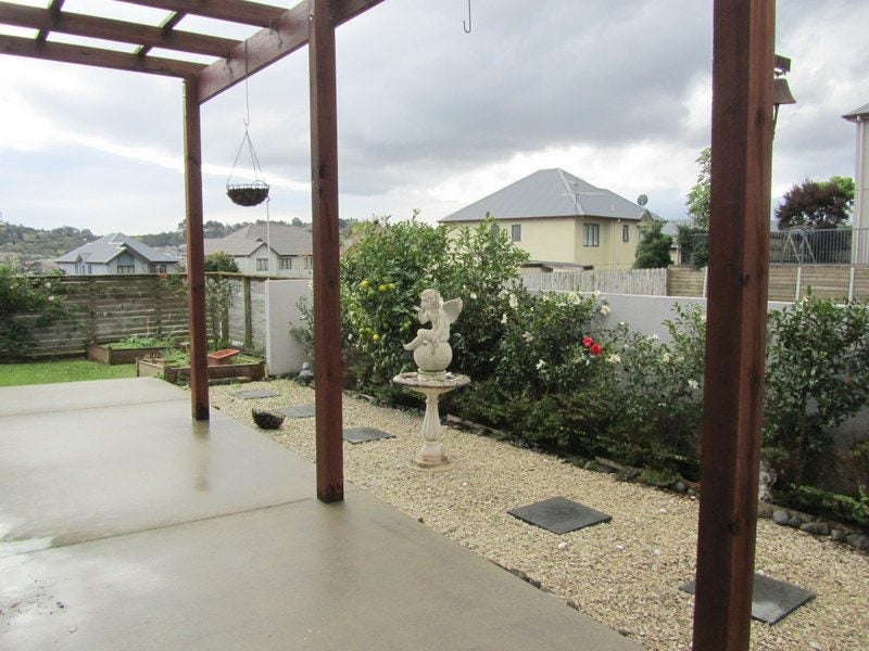119 Fernhill Way, Oteha, Auckland - Carousel 2