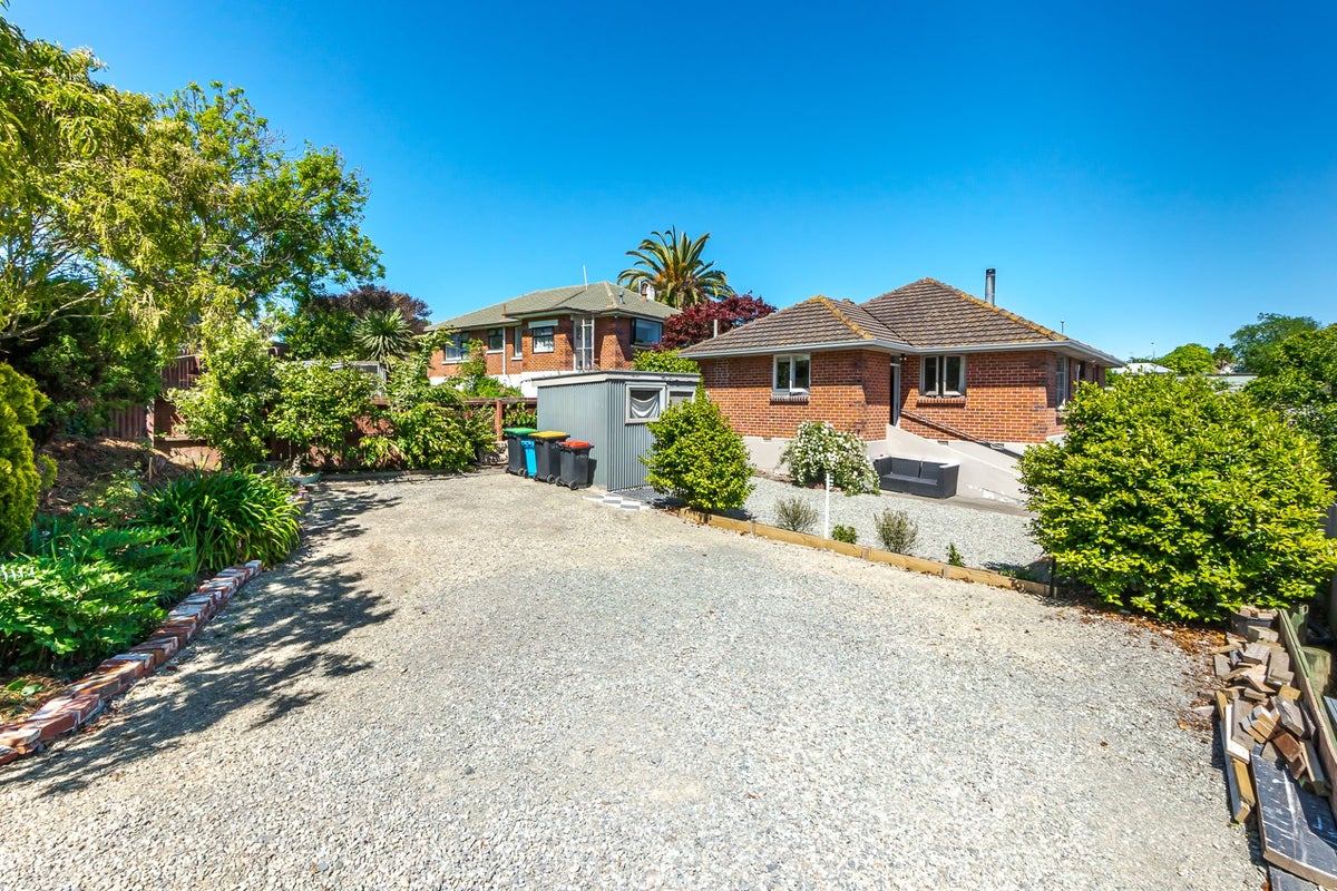 31 Victoria Street, Parkside, Timaru - Carousel 1