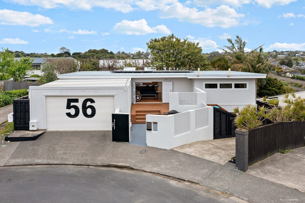 56 Thatcher Street, Mission Bay, Auckland - Carousel 1