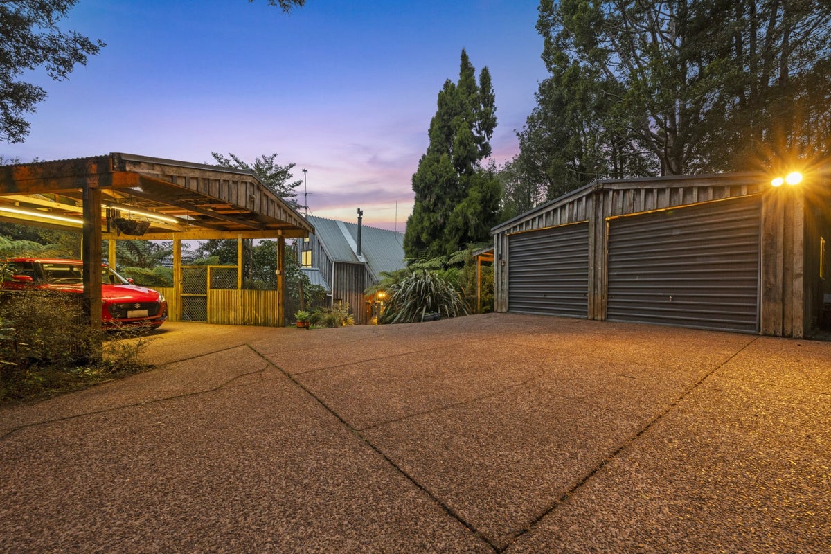 92 Carter Road, Oratia, Auckland - Carousel 2