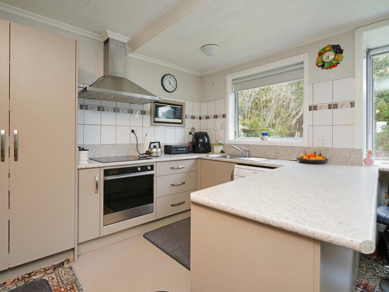 82 Oreti Road, Otatara - Carousel 2