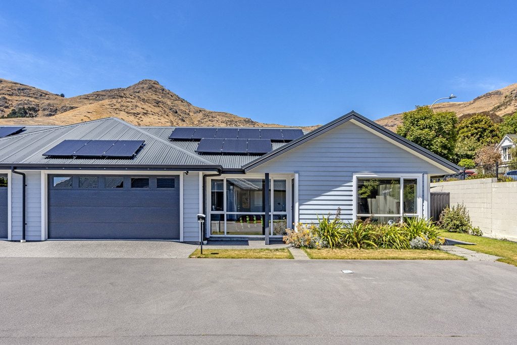 3/64 Port Hills Road, Heathcote Valley, Christchurch - Carousel 1