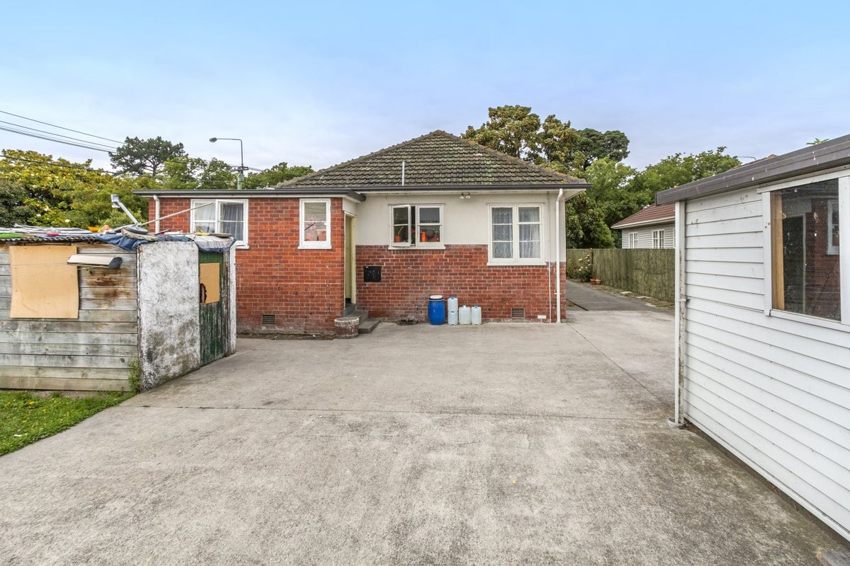 309 Linwood Avenue, Linwood, Christchurch - Carousel 11