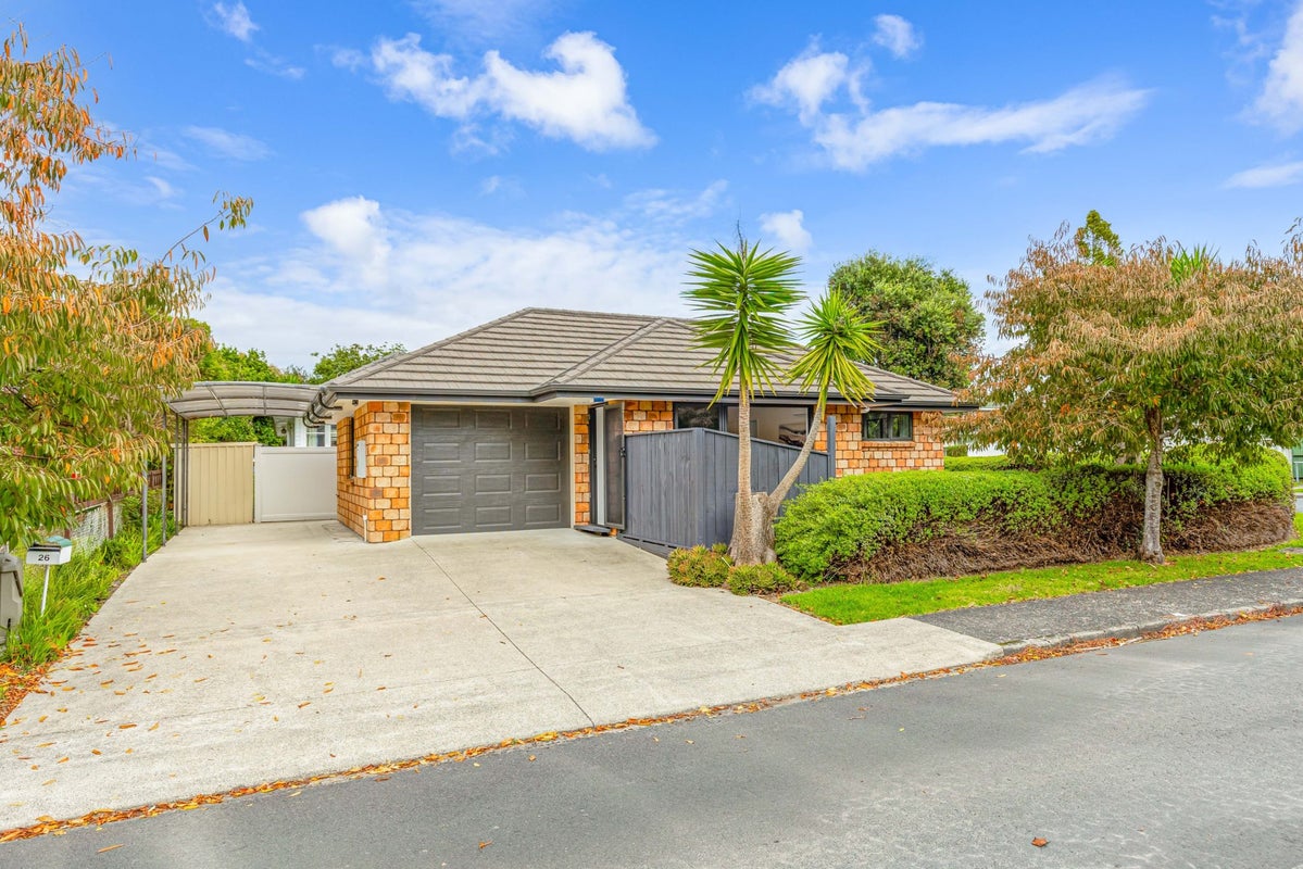 26 Moor Avenue, Te Atatu Peninsula, Auckland - Carousel 1