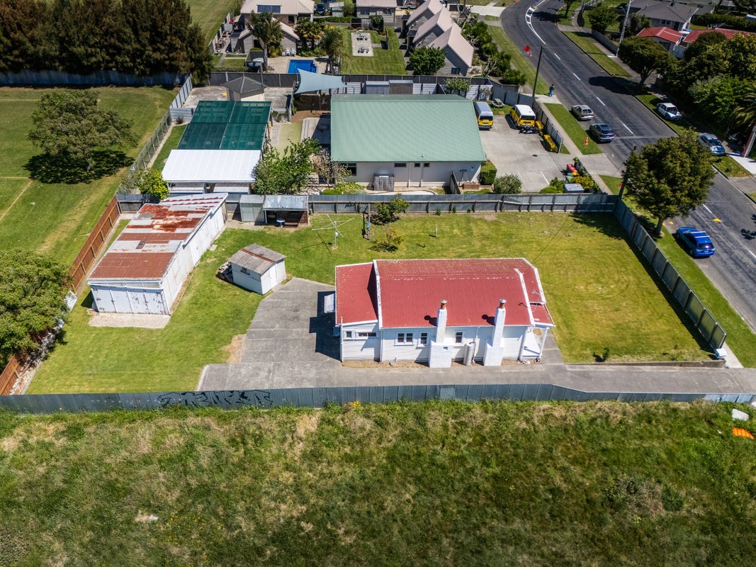 86 Bledisloe Road, Maraenui, Napier - Carousel 2