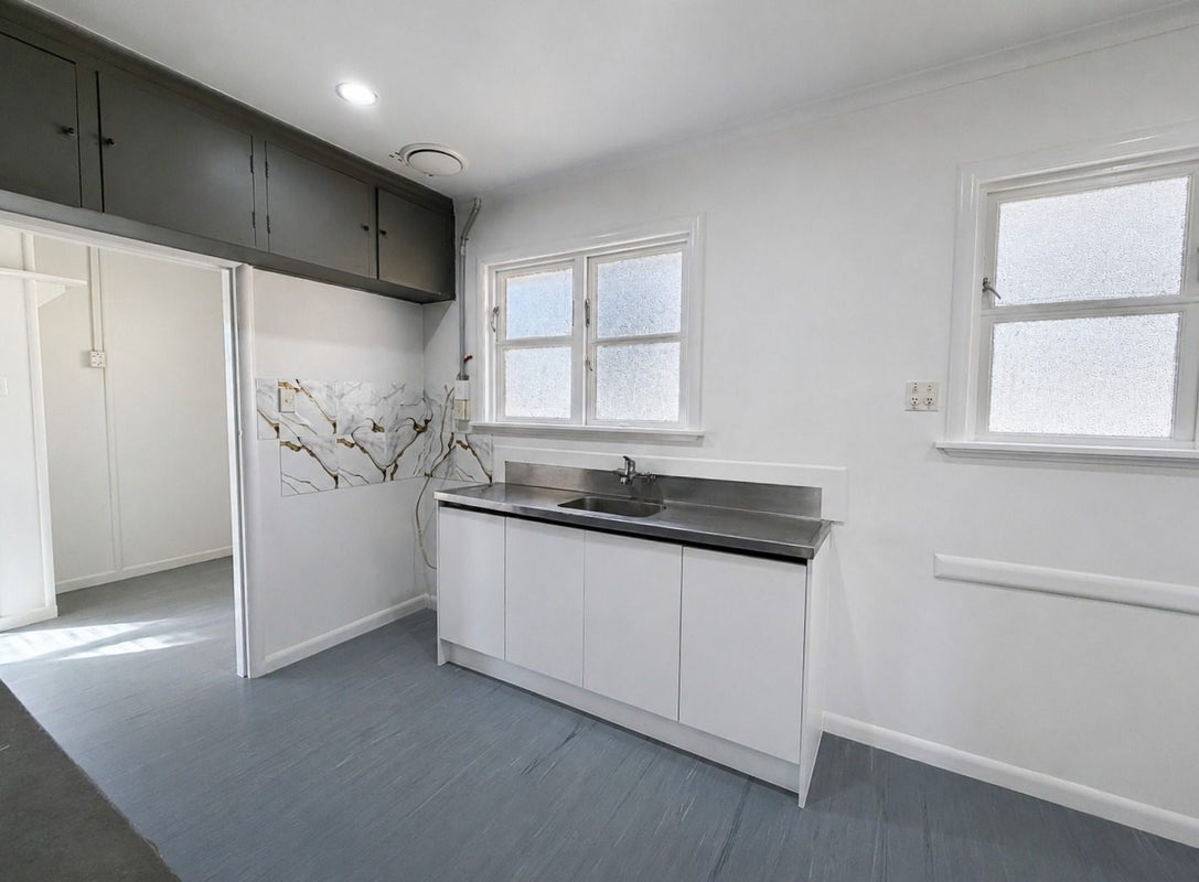 4/16 Pukeiti Road, Otahuhu, Auckland - Carousel 2