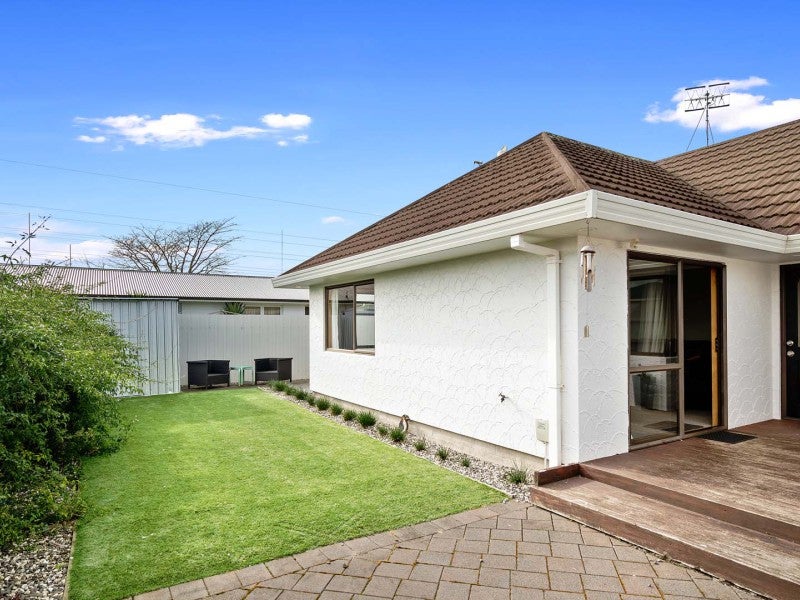 15B Oban Road, Greerton, Tauranga - Carousel 1