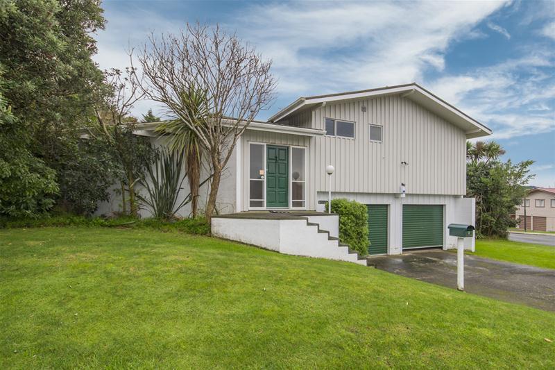 2 Chisbury Street, Churton Park, Wellington - Carousel 2