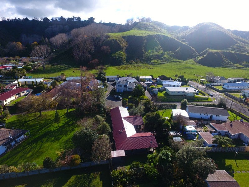 1 Photinia Place, Aramoho, Whanganui - Carousel 26