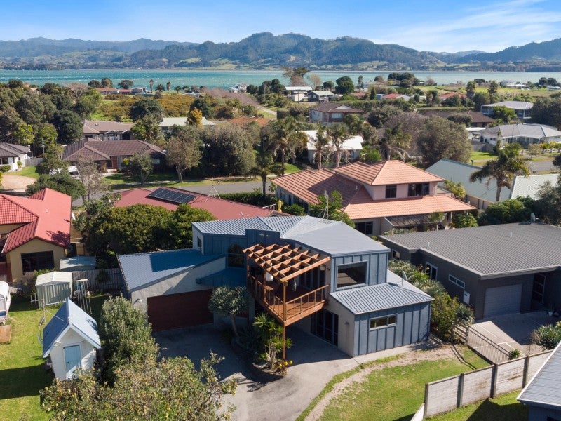 3A Sea Crest Place, Bowentown, Katikati - Carousel 1