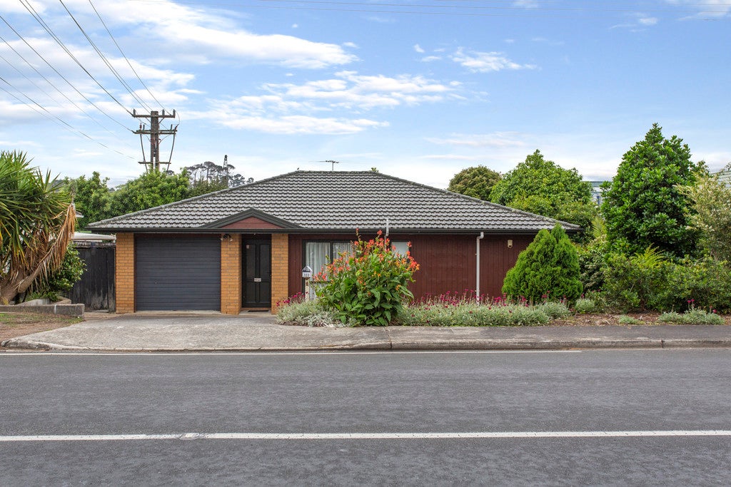 123 Pooks Road, Ranui, Auckland - Carousel 1