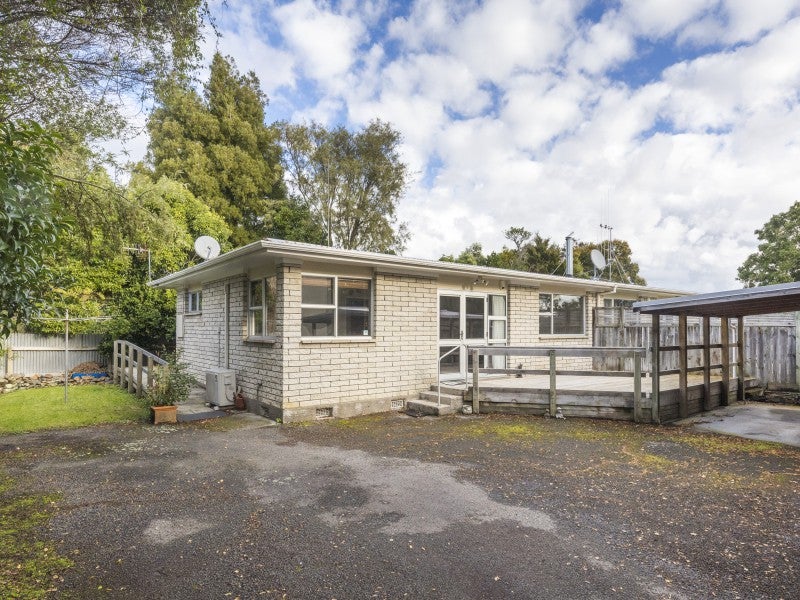 18A Moerangi Street, West End, Palmerston North - Carousel 1