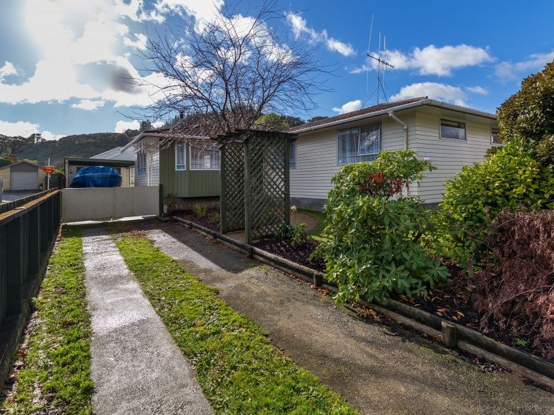 57 Gemstone Drive, Birchville, Upper Hutt - Carousel 1