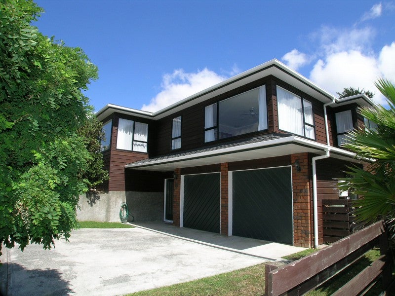 99 Ayton Drive, Whitby, Porirua - Carousel 1