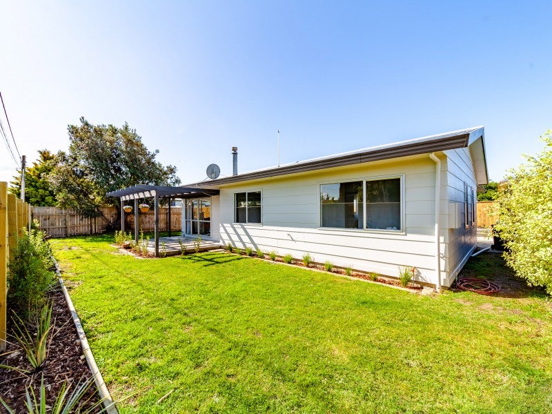 2/26 Barnard Avenue, Maraenui, Napier - Carousel 1