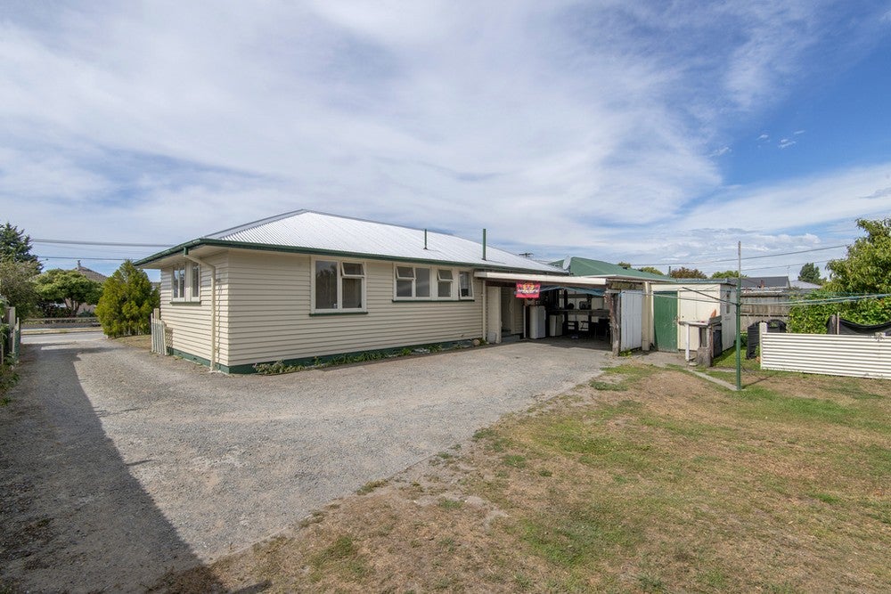 57 Lyndhurst Crescent, Aranui, Christchurch - Carousel 11