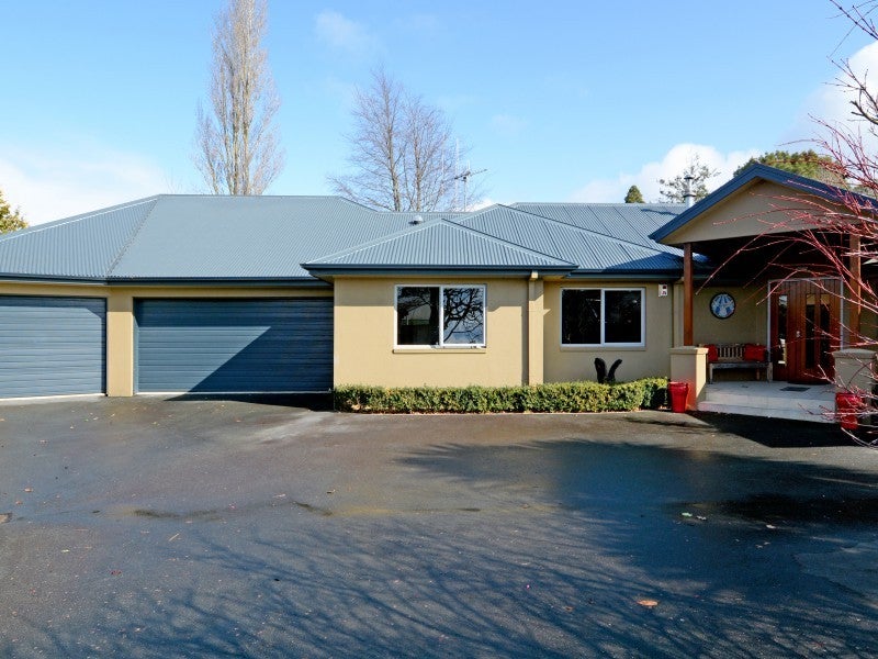 15 Golden Place, Fairfield, Hamilton - Carousel 2