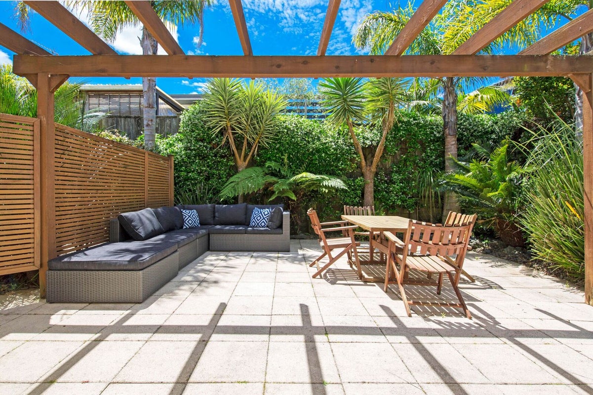 23A Paparoa Road, Cockle Bay, Auckland - Carousel 2