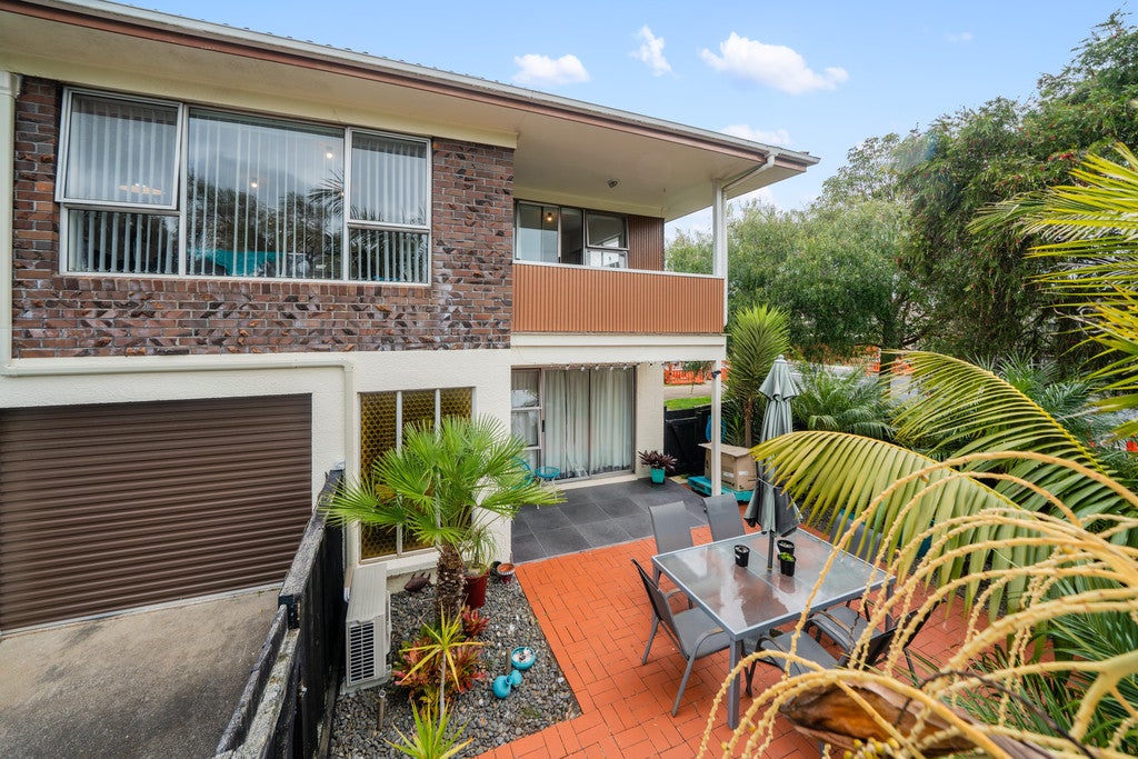 152A Bucklands Beach Road, Bucklands Beach, Auckland - Carousel 2