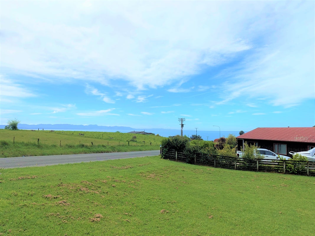49 Richmond Road, Takaka - Carousel 1