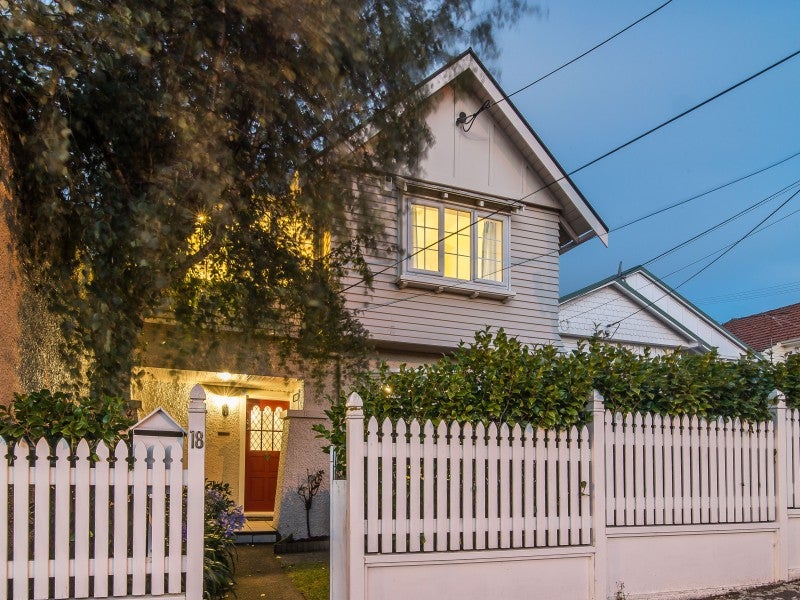 18 Waitoa Road, Hataitai, Wellington - Carousel 1
