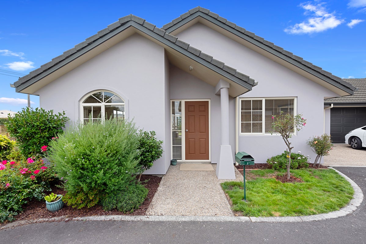 36/16 Rototuna Road, Flagstaff, Hamilton - Carousel 1