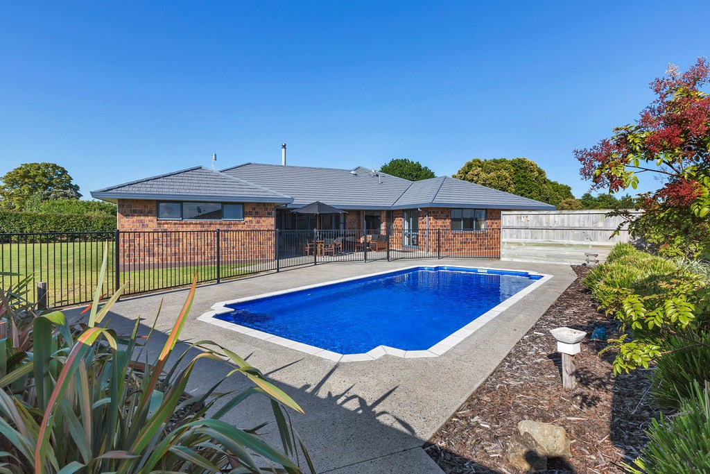 21 Pyle RD E, ONE TREE POINT, Ruakaka - Carousel 1