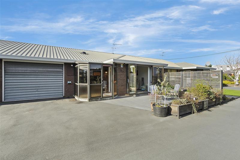 2/15 Wyndham Street, Papanui, Christchurch - Carousel 11