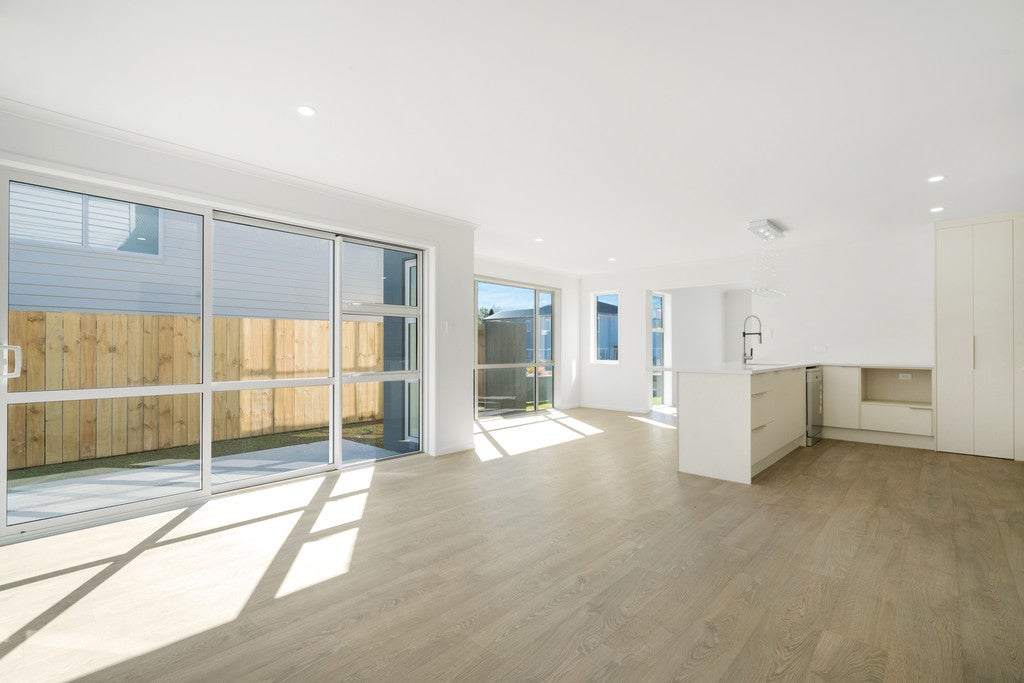 10 Fuselage Lane, Takanini, Auckland - Carousel 2