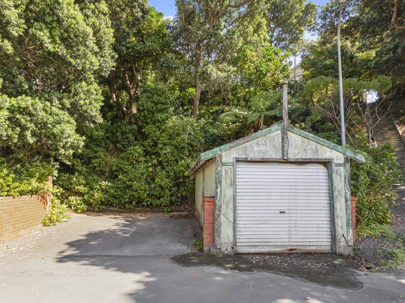 1 Church Lane, Point Howard, Lower Hutt - Carousel 19