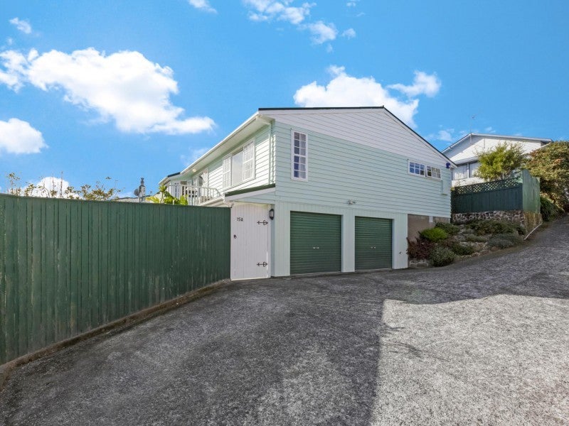 15A Tawa Terrace, Tawa, Wellington - Carousel 26