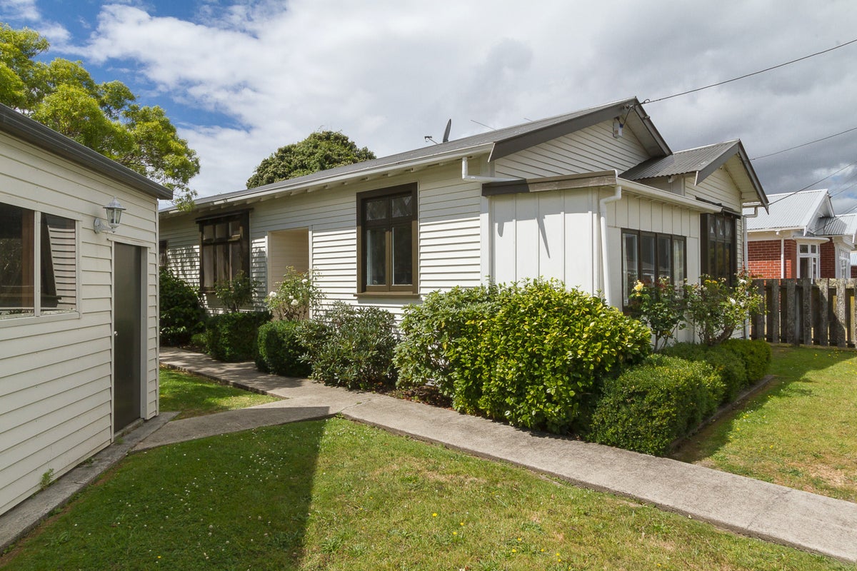 1 Alice Street, Alicetown, Lower Hutt - Carousel 1