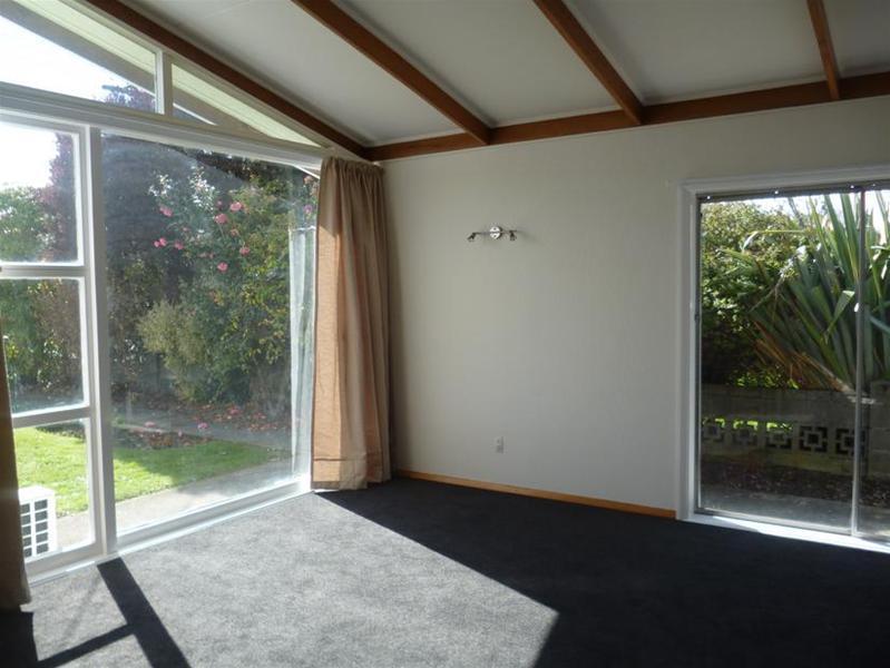 4 Ruthken Crescent, Springlands, Blenheim - Carousel 1