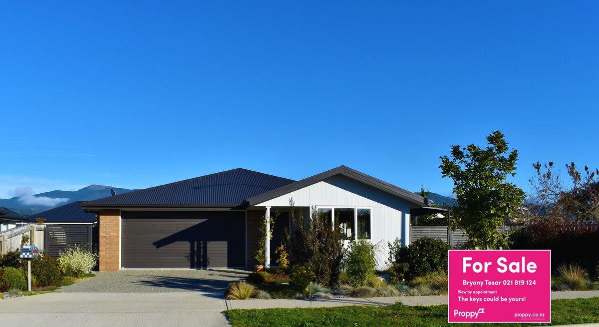 6 Kerei Street, Motueka - Carousel 1