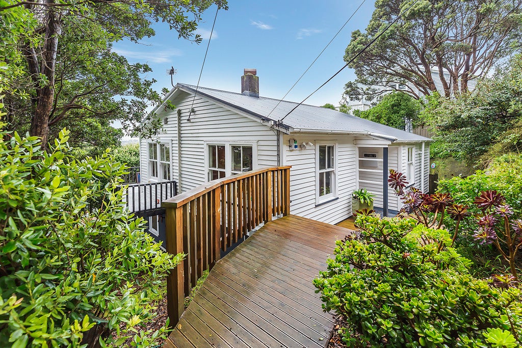 112 Sidlaw Street, Strathmore Park, Wellington - Carousel 1