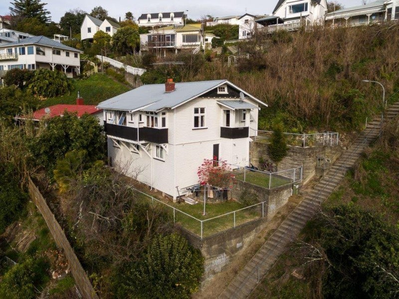 104 Shakespeare Road, Bluff Hill, Napier - Carousel 1