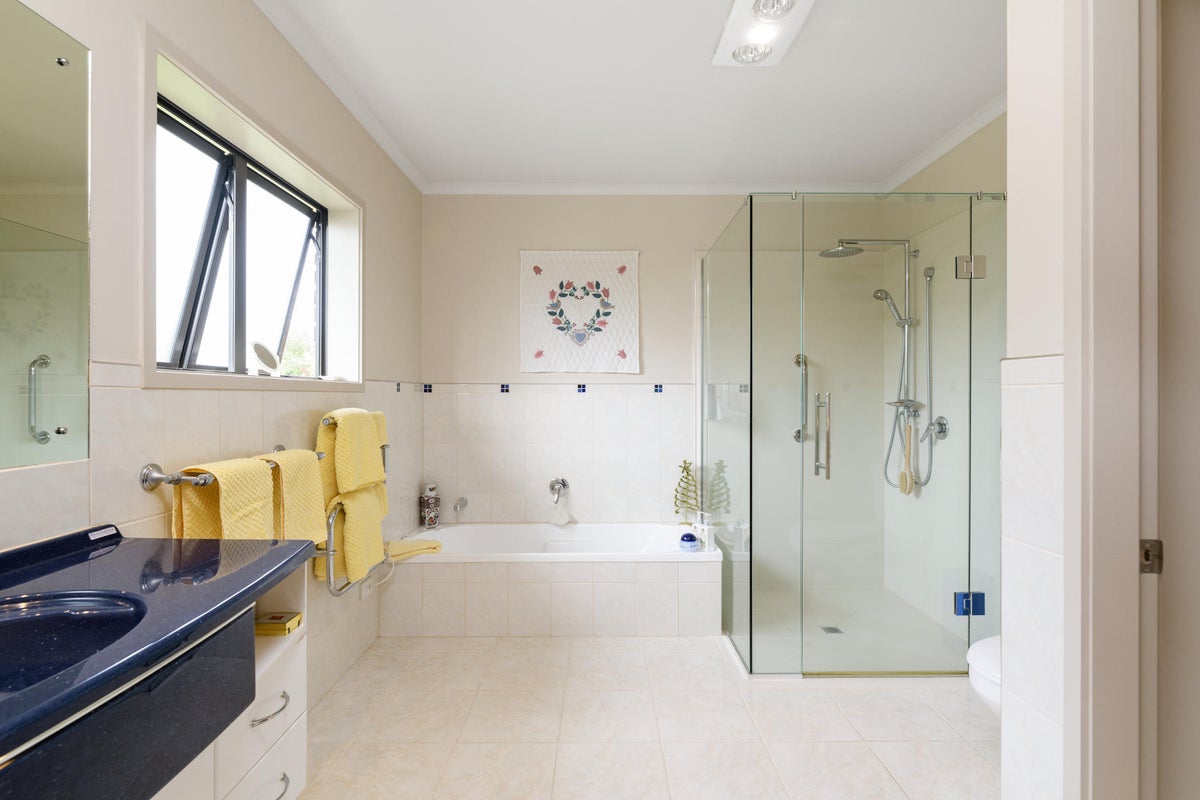 13 Dowman Place, Te Puke, Te Puke - Carousel 2