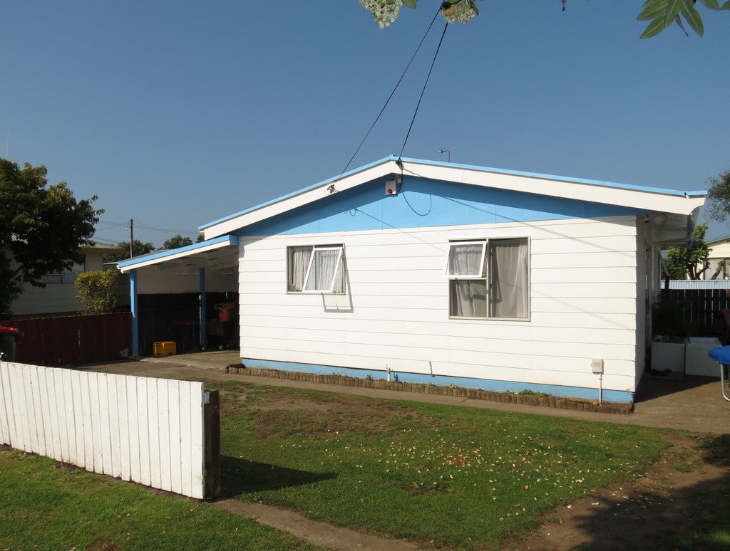 37 Thatcher Street, Castlecliff, Whanganui - Carousel 2