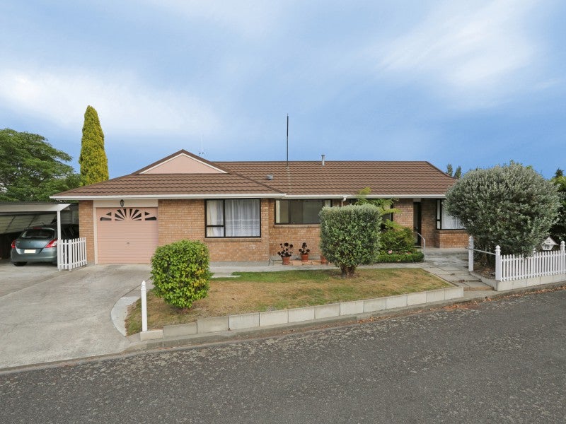 10 Chelsea Court, Feilding, Feilding - Carousel 1