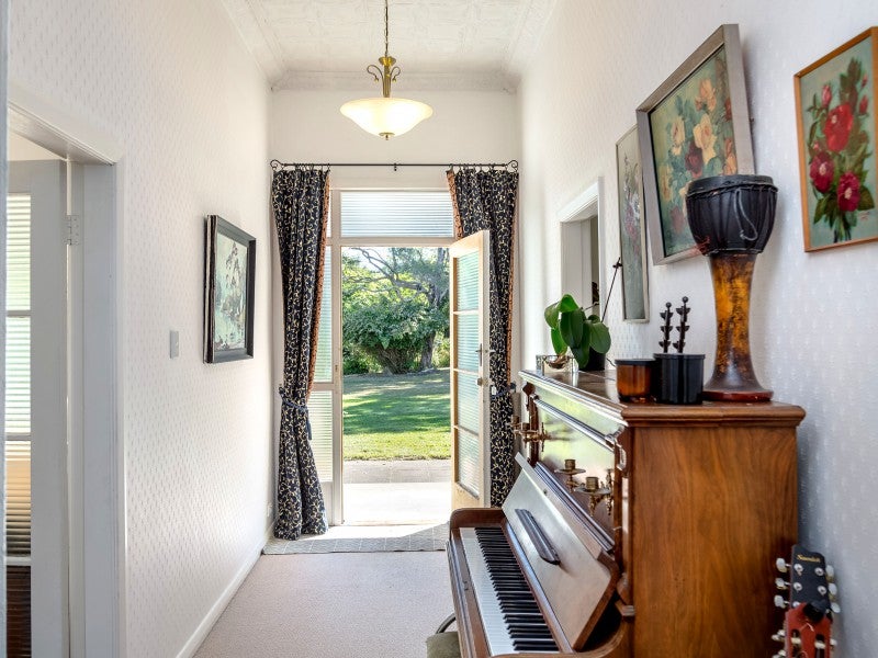 840 State Highway 53, Featherston - Carousel 2