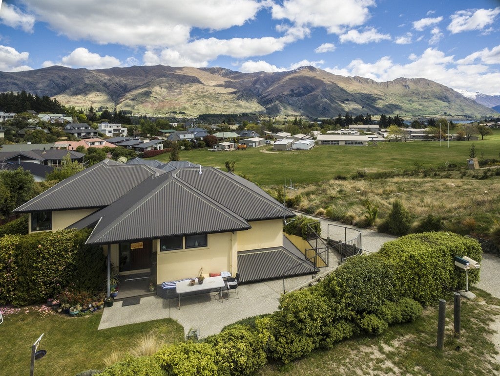 40 Kings Drive, Wanaka - Carousel 26