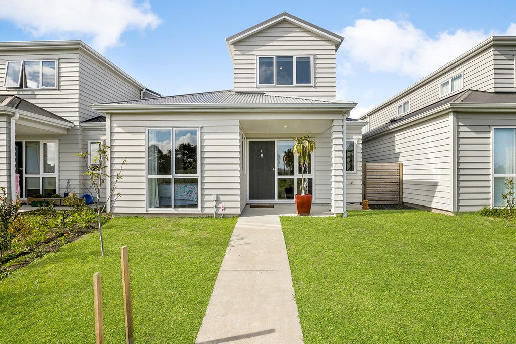 5 Divide Loop, Takanini, Auckland - Carousel 1